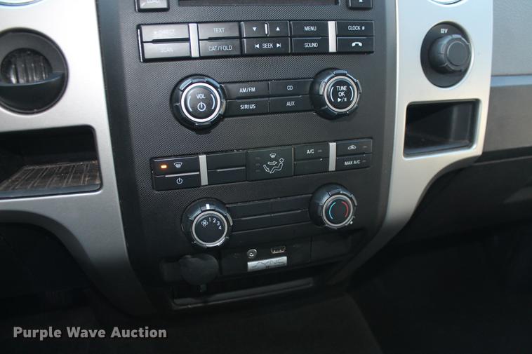 image for item DB5148 2013 Ford F150 XLT SuperCab pickup truck