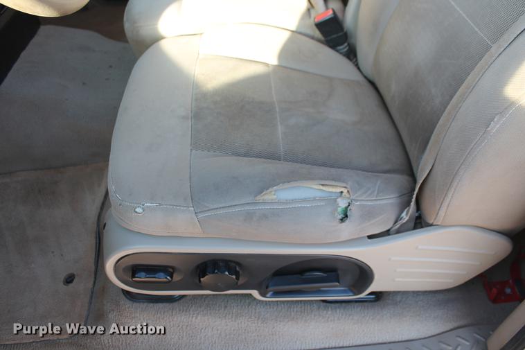 image for item DB5149 2006 Ford F150 XLT SuperCab pickup truck