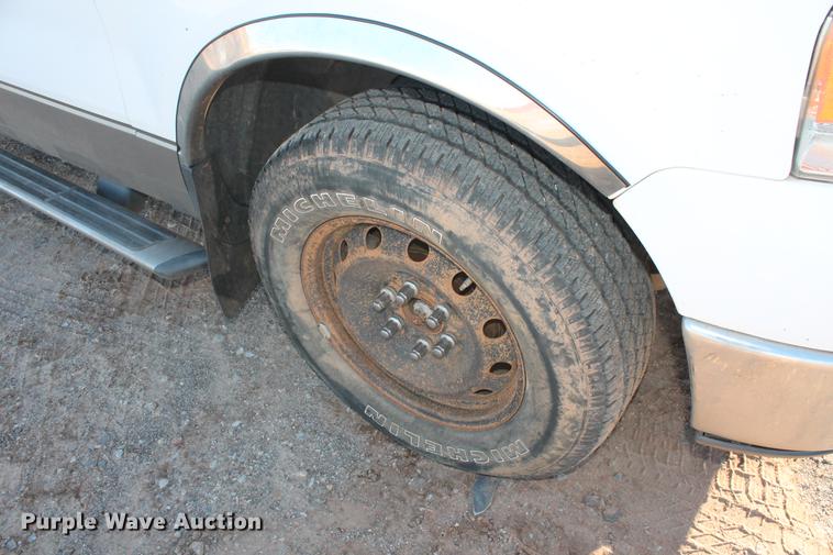 image for item DB5149 2006 Ford F150 XLT SuperCab pickup truck