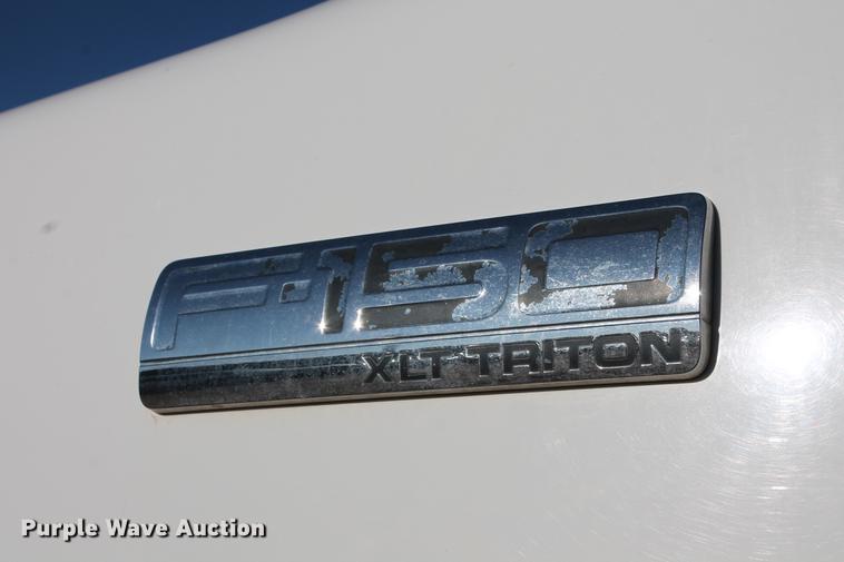 image for item DB5149 2006 Ford F150 XLT SuperCab pickup truck