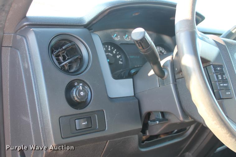 image for item DB5150 2013 Ford F150 XL SuperCab pickup truck