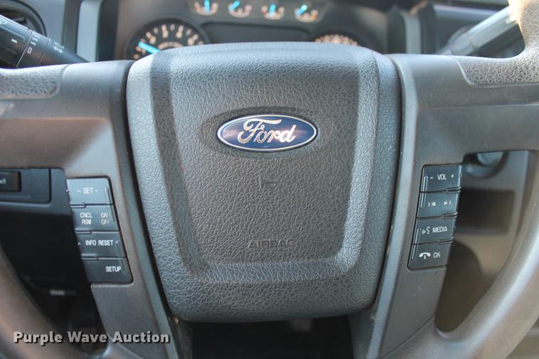 image for item DB5150 2013 Ford F150 XL SuperCab pickup truck