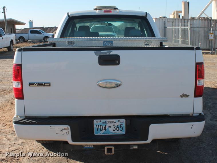 image for item DB5152 2006 Ford F150 STX SuperCab pickup truck