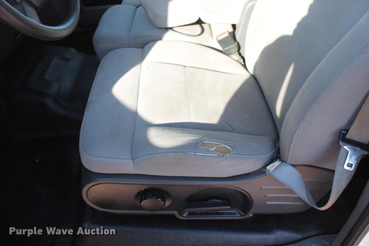 image for item DB5152 2006 Ford F150 STX SuperCab pickup truck