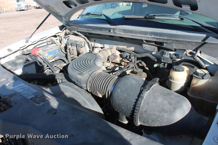 image for item DB5152 2006 Ford F150 STX SuperCab pickup truck