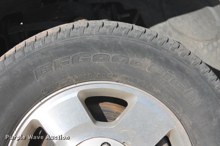 image for item DB5152 2006 Ford F150 STX SuperCab pickup truck