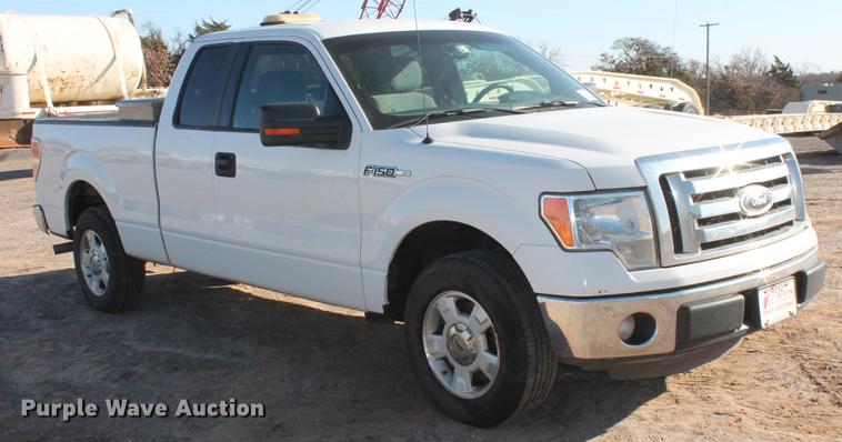 image for item DB5153 2012 Ford F150 XLT SuperCab pickup truck