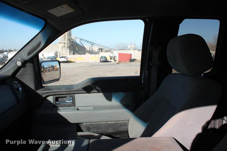 image for item DB5153 2012 Ford F150 XLT SuperCab pickup truck