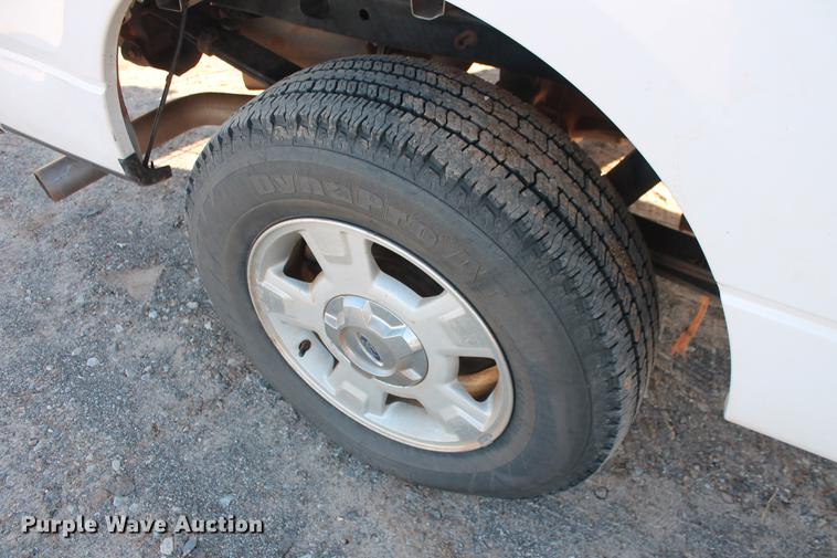 image for item DB5153 2012 Ford F150 XLT SuperCab pickup truck