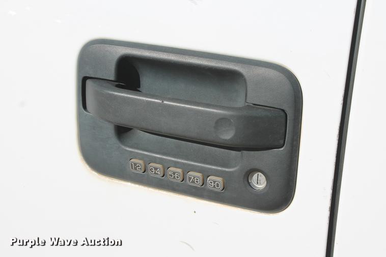 image for item DB5154 2013 Ford F150 XLT SuperCab pickup truck