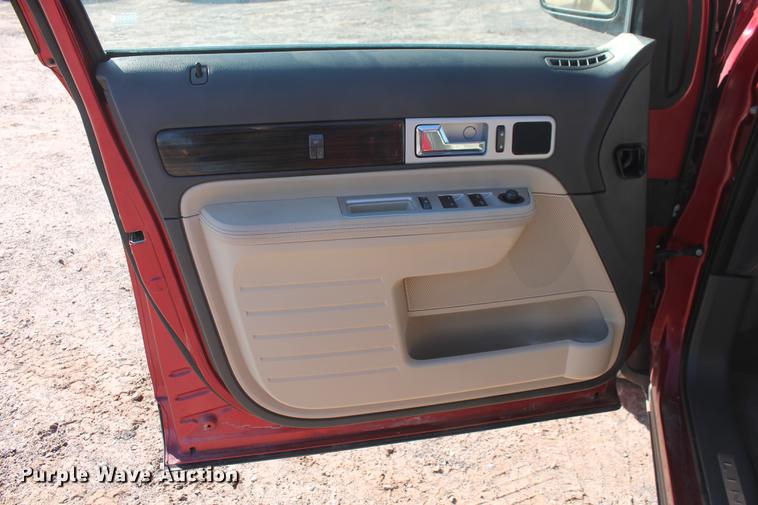 image for item DB5155 2008 Lincoln MKX SUV