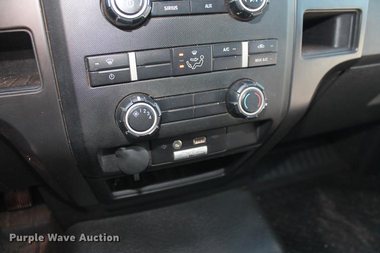 image for item DB5156 2014 Ford F150 XL SuperCrew pickup truck