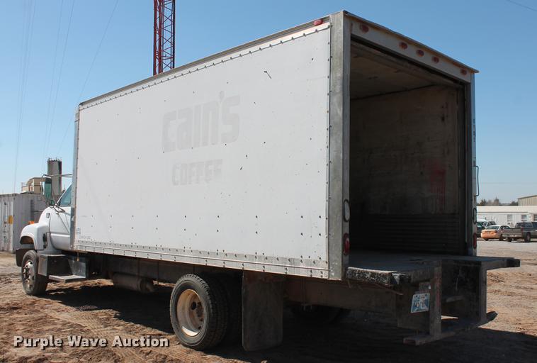 image for item DB5165 2002 GMC C6500 box truck