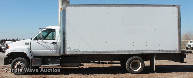 image for item DB5165 2002 GMC C6500 box truck