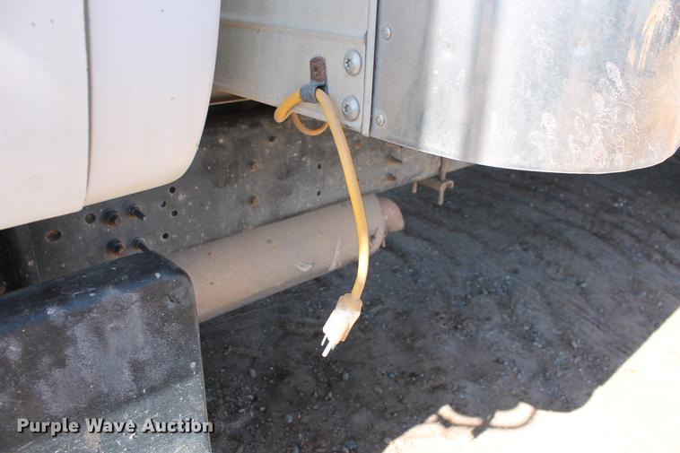 image for item DB5165 2002 GMC C6500 box truck