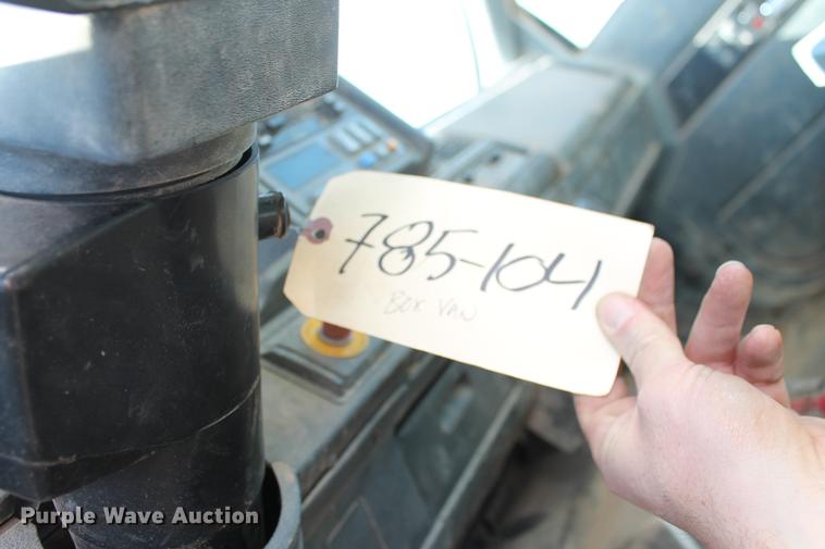 image for item DB5165 2002 GMC C6500 box truck