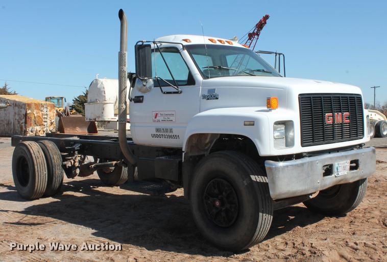 image for item DB5166 1991 GMC TopKick truck cab and chassis