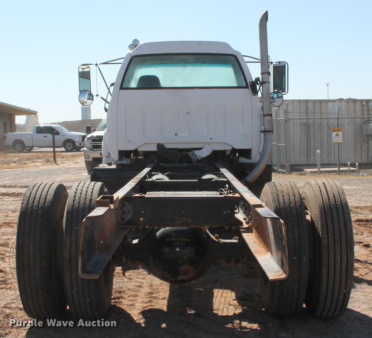 image for item DB5166 1991 GMC TopKick truck cab and chassis