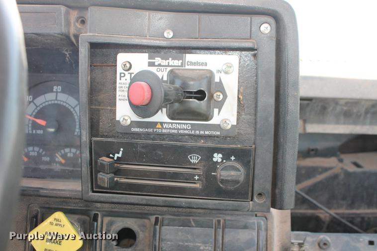 image for item DB5166 1991 GMC TopKick truck cab and chassis