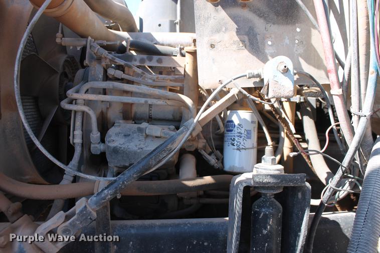 image for item DB5166 1991 GMC TopKick truck cab and chassis