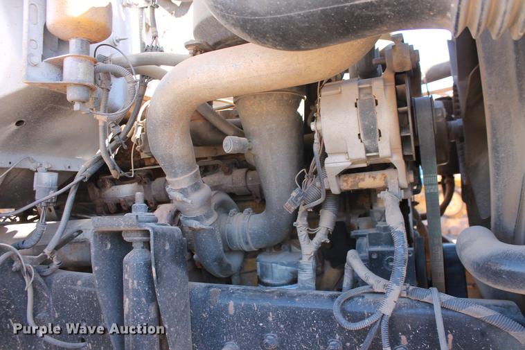 image for item DB5166 1991 GMC TopKick truck cab and chassis