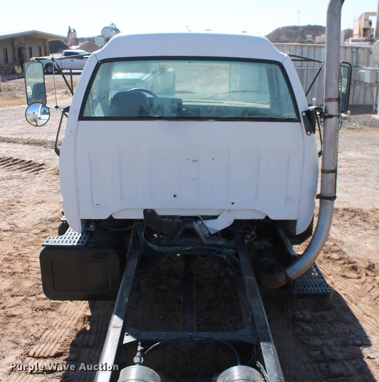 image for item DB5166 1991 GMC TopKick truck cab and chassis