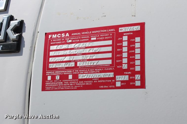 image for item DB5166 1991 GMC TopKick truck cab and chassis