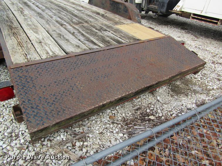 image for item DB5951 1994 Hull equipment trailer