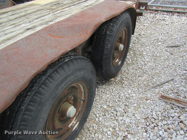 image for item DB5951 1994 Hull equipment trailer