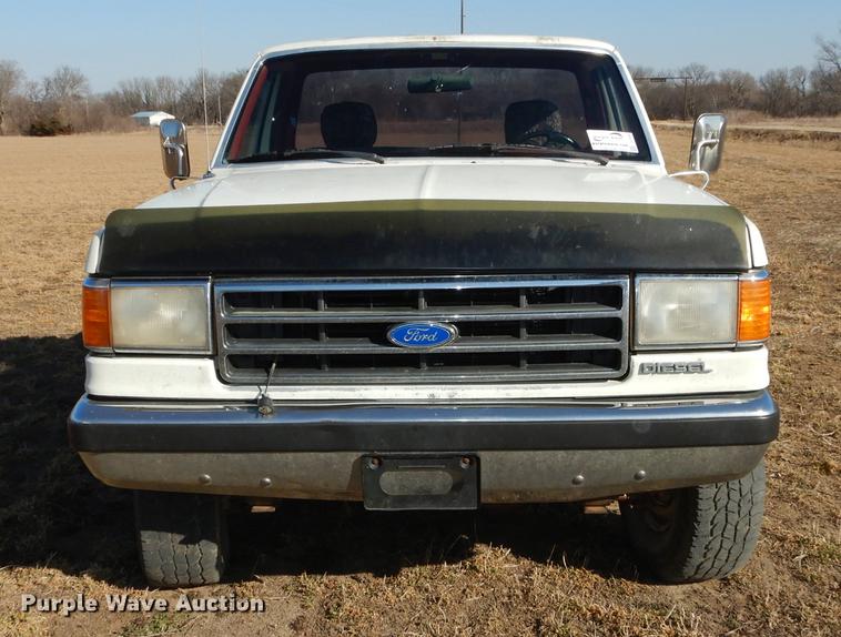 image for item DC0305 1990 Ford F250 XLT Lariat pickup truck