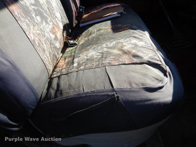 image for item DC0305 1990 Ford F250 XLT Lariat pickup truck