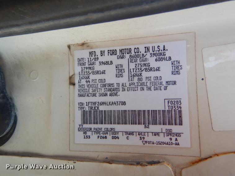 image for item DC0305 1990 Ford F250 XLT Lariat pickup truck