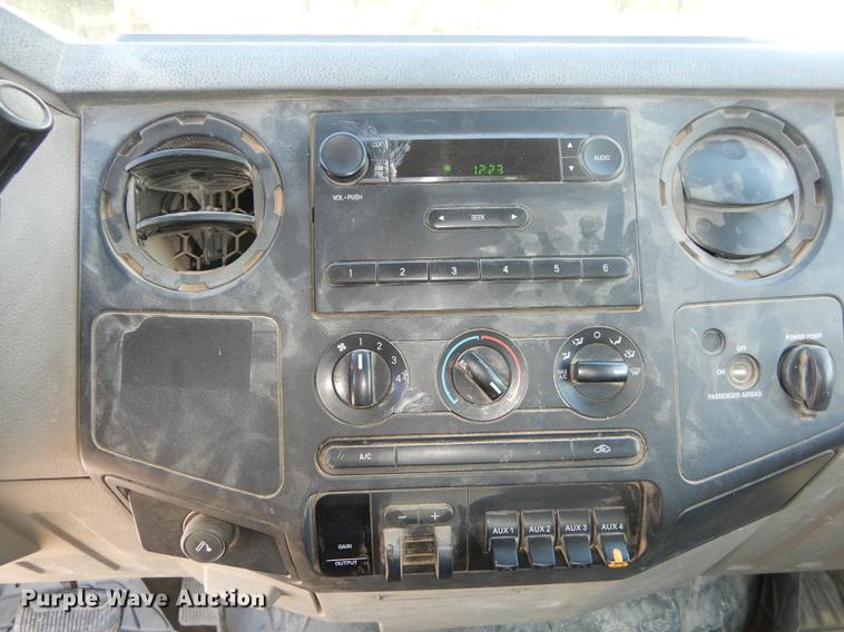 image for item DC0306 2008 Ford F450 Super Duty XL dump truck