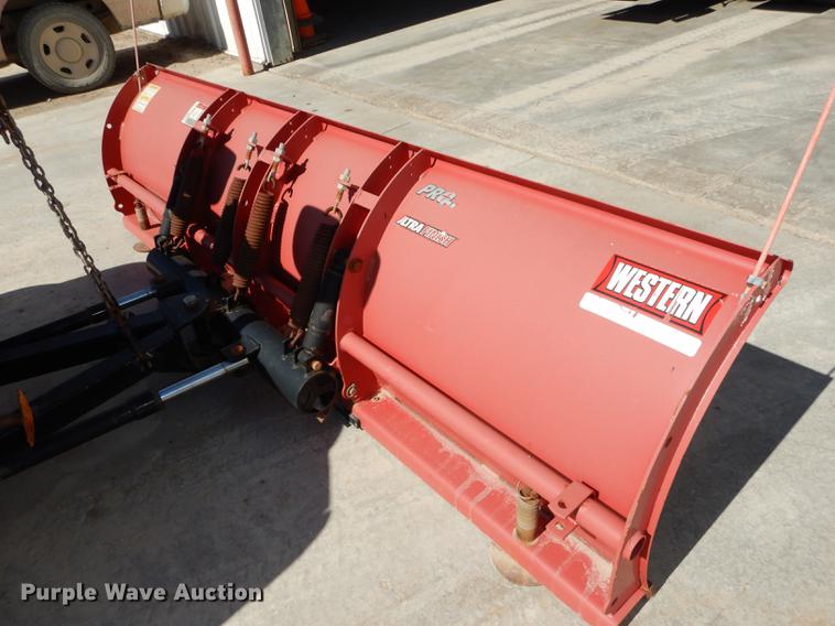 image for item DC0306 2008 Ford F450 Super Duty XL dump truck