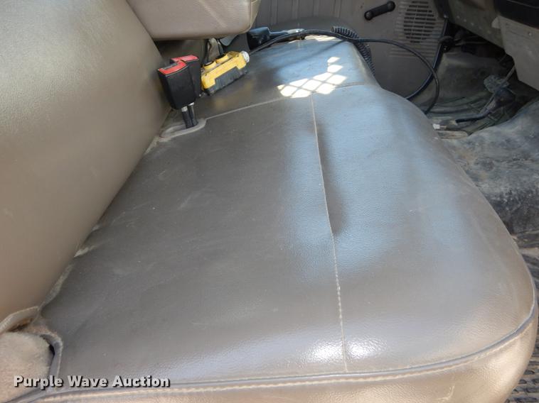 image for item DC0306 2008 Ford F450 Super Duty XL dump truck