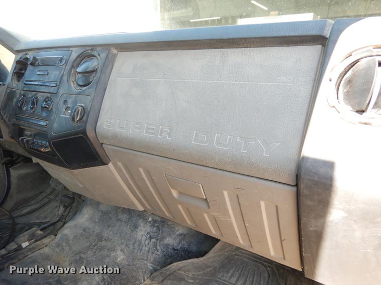 image for item DC0306 2008 Ford F450 Super Duty XL dump truck
