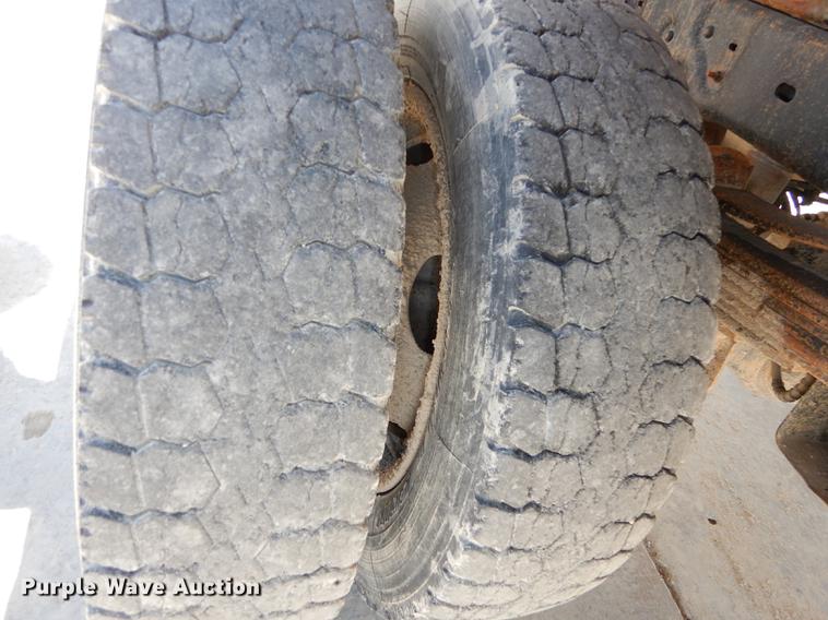 image for item DC0306 2008 Ford F450 Super Duty XL dump truck