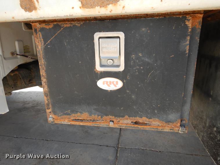 image for item DC0306 2008 Ford F450 Super Duty XL dump truck