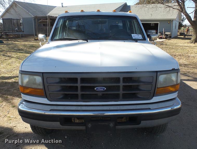 image for item DC0705 1994 Ford F350 Crew Cab pickup truck
