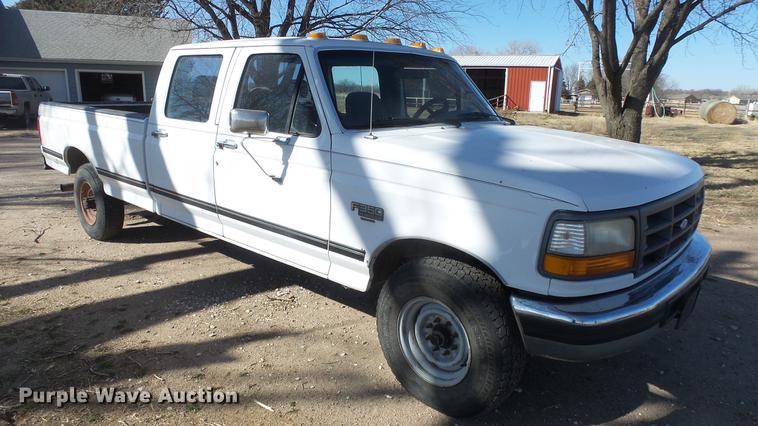 image for item DC0705 1994 Ford F350 Crew Cab pickup truck