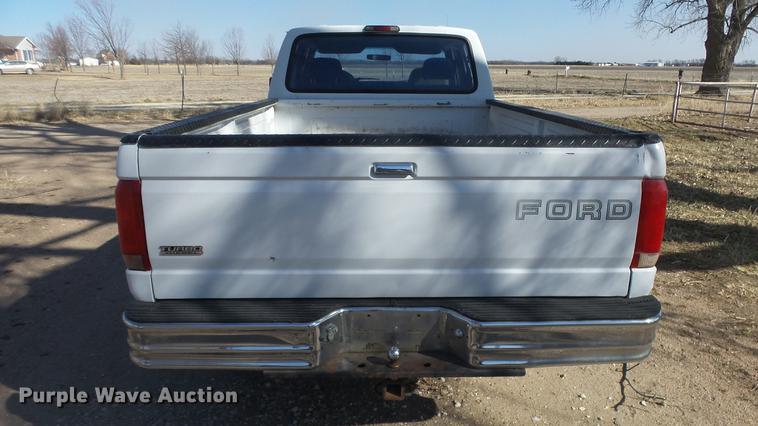 image for item DC0705 1994 Ford F350 Crew Cab pickup truck