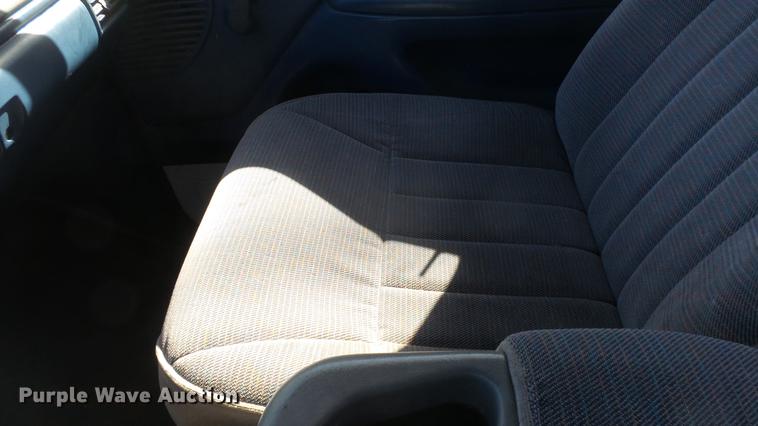 image for item DC0705 1994 Ford F350 Crew Cab pickup truck