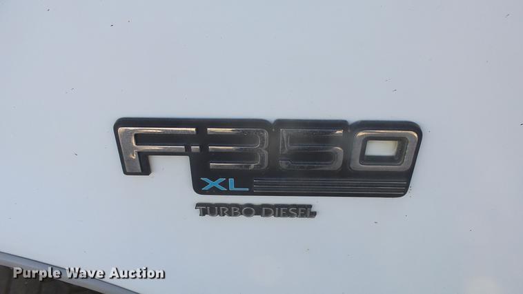 image for item DC0705 1994 Ford F350 Crew Cab pickup truck