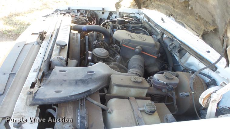 image for item DC0705 1994 Ford F350 Crew Cab pickup truck