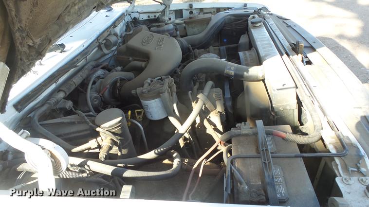 image for item DC0705 1994 Ford F350 Crew Cab pickup truck