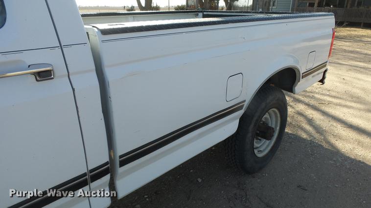 image for item DC0705 1994 Ford F350 Crew Cab pickup truck