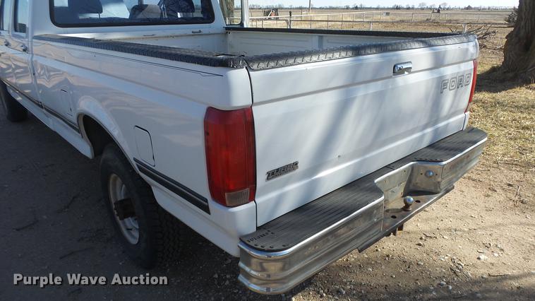 image for item DC0705 1994 Ford F350 Crew Cab pickup truck