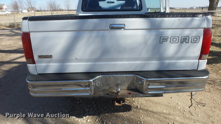 image for item DC0705 1994 Ford F350 Crew Cab pickup truck