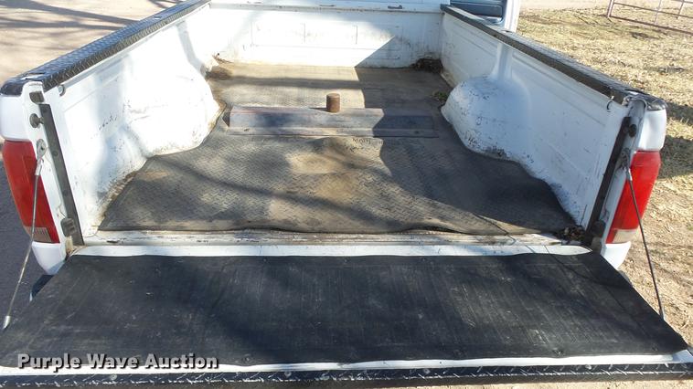 image for item DC0705 1994 Ford F350 Crew Cab pickup truck