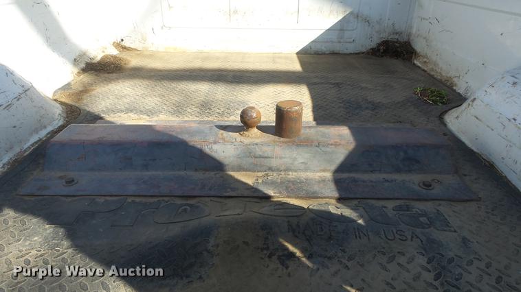 image for item DC0705 1994 Ford F350 Crew Cab pickup truck